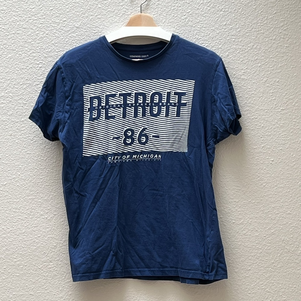 ⛱️Cedarwood State - Blue Detroit Michigan Graphic T-shirt